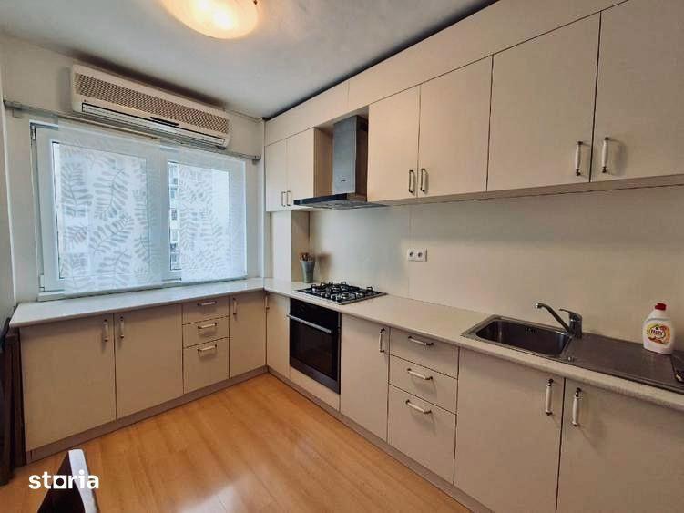 Apartament cu 3 camere decomandat, mobilat în Drumul Taberei