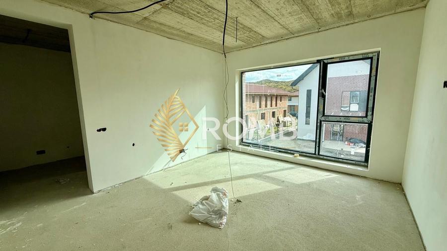 Casă individuală cu 5 camere cu Teren 500 Mp în Florești