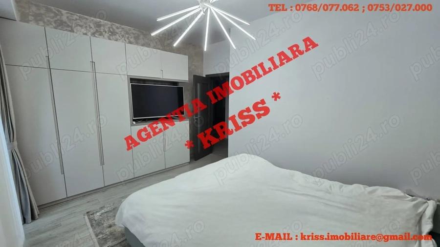 Apartament cu 4 camere decomandat în Trivale