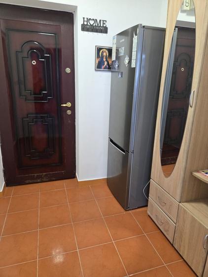Garsonieră semidecomandată în Far
