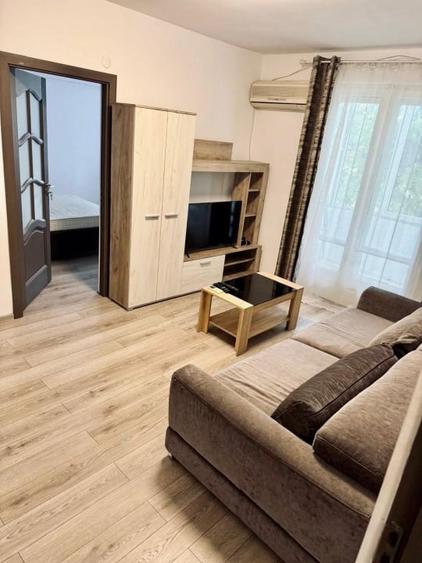 Apartament cu 2 camere decomandat, mobilat în Domenii