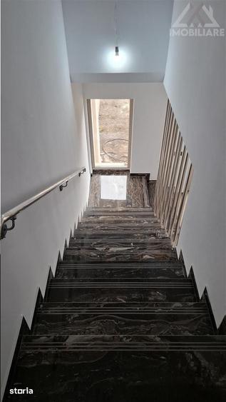Casă cu 4 camere cu Teren 250 Mp în Rediu