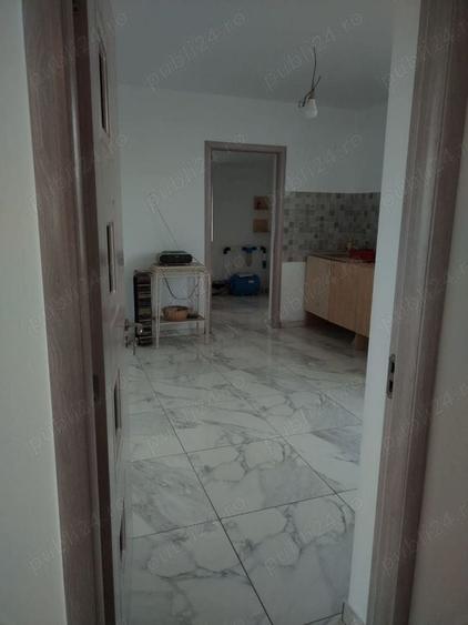 Casă individuală cu 5 camere cu Canalizare în Sud