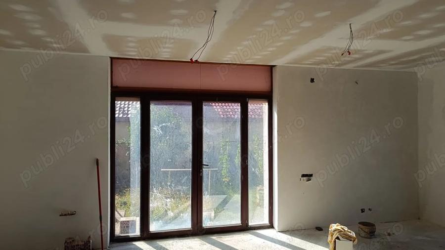 Casă cu 5 camere în Câmpinița