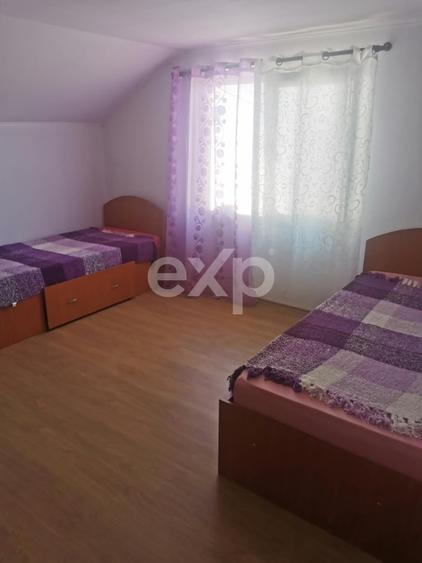 Casă individuală cu 5 camere cu Teren 700 Mp în Ungureni (Dragomirești)
