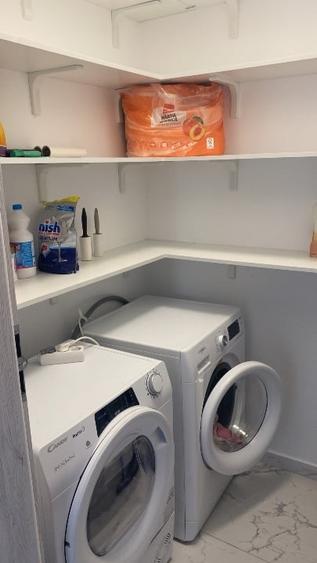 Apartament cu 4 camere decomandat, mobilat în Metalurgiei