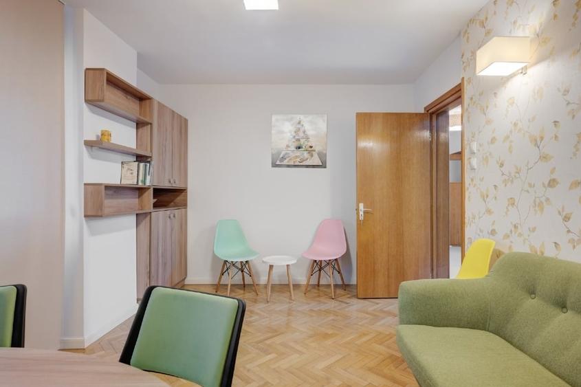 Apartament cu 3 camere decomandat în Dorobanți