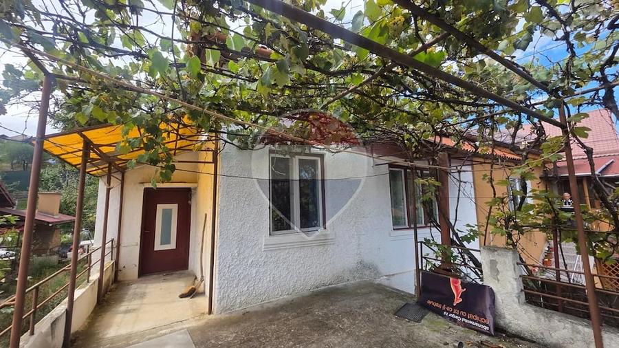 Casă cu Teren 254 Mp în Nord