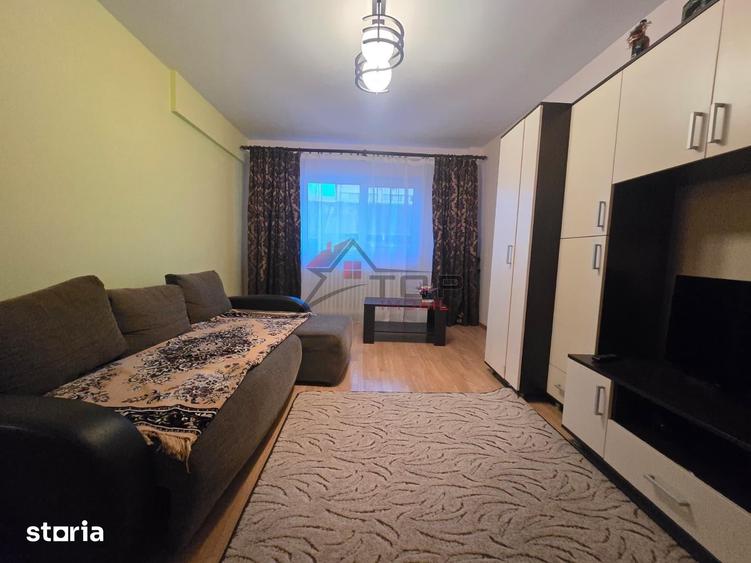 Apartament cu 3 camere decomandat în Frumoasa