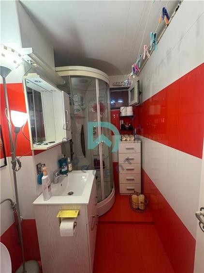 Apartament cu 2 camere semidecomandat în Astra