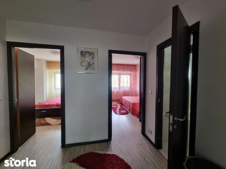 Apartament cu 3 camere decomandat în Dofteana