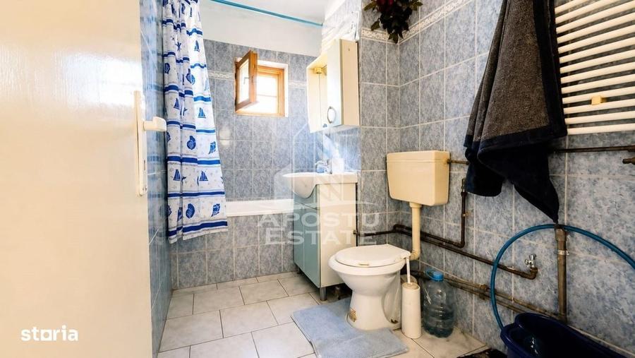 Apartament cu 2 camere semidecomandat în Buziașului