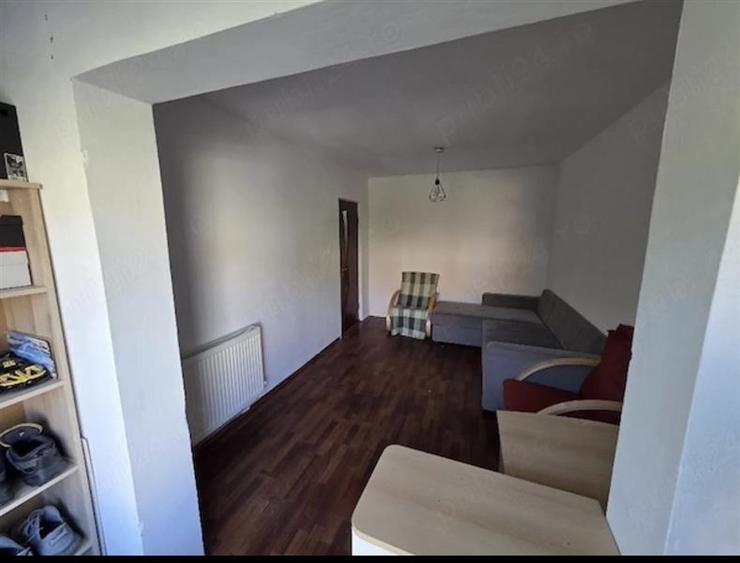 Apartament cu 3 camere decomandat, mobilat în Girocului