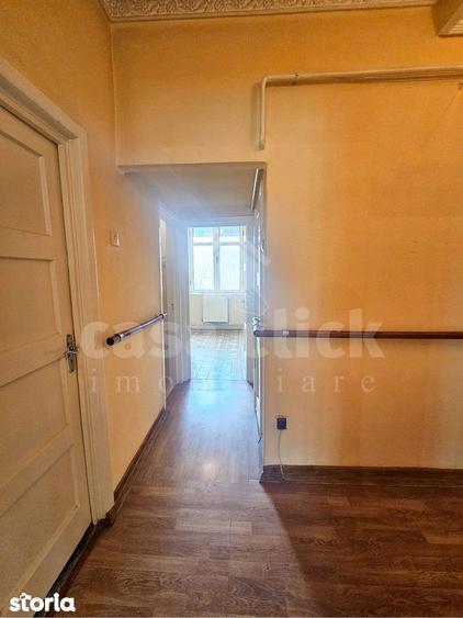 Apartament cu 2 camere decomandat în Ultracentral