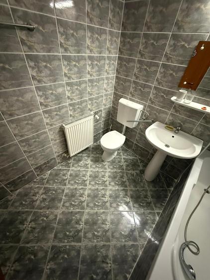 Apartament cu 2 camere decomandat în Zorilor