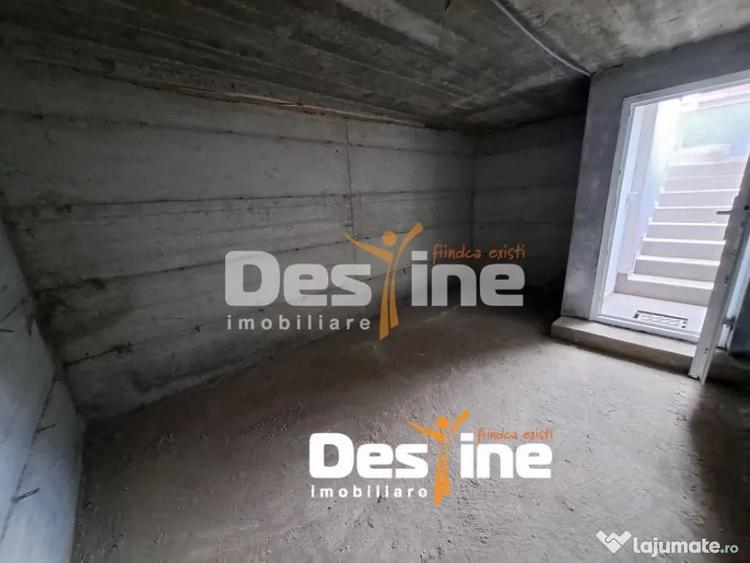 Casă cu 4 camere cu Teren 393 Mp în Miroslava