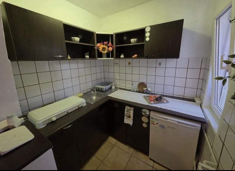 Garsonieră decomandată în Central