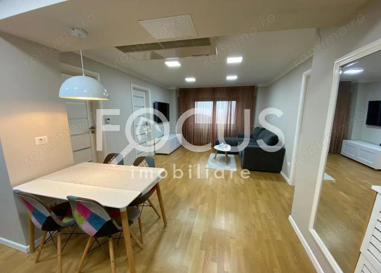 Apartament cu 3 camere semidecomandat în Spitalul Județean