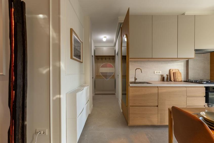 Apartament cu 3 camere decomandat, mobilat în Micălaca