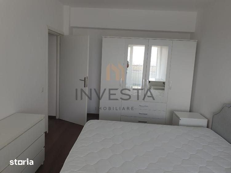 Apartament cu 4 camere semidecomandat în Între Lacuri