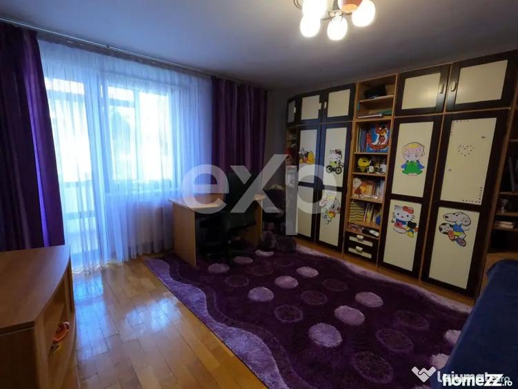 Casă cu 6 camere cu Teren 690 Mp în Găvana