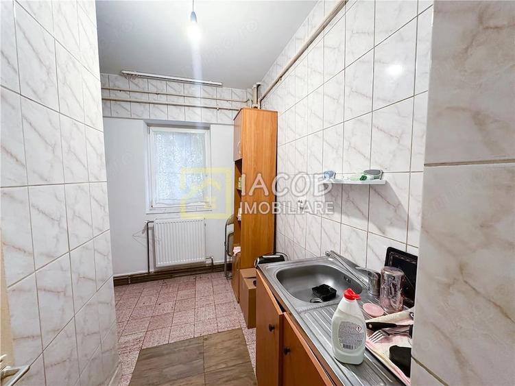 Garsoniera de inchiriat ideala pentru birou | Zona Colegiului Gheorghe Vranceanu, Bacau - 3