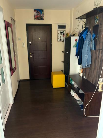Apartament cu 3 camere in zona Berceni (Straja) - 8