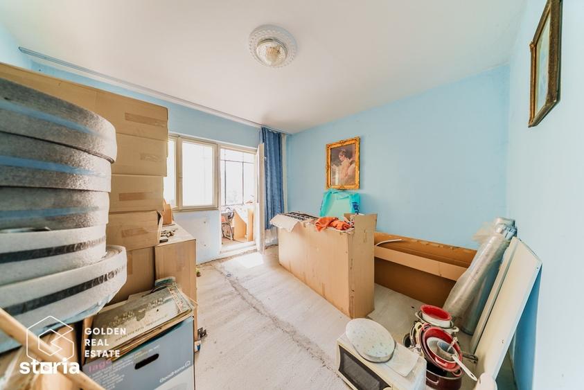 Apartament cu 3 camere decomandat în Alfa