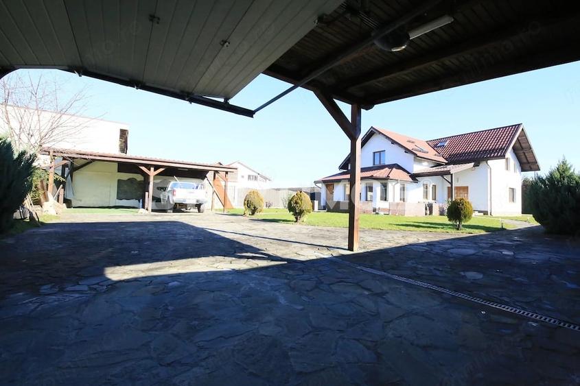 Casă cu Teren 800 Mp în Cristian