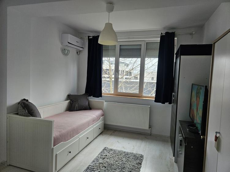 Apartament cu 2 camere semidecomandat în Central