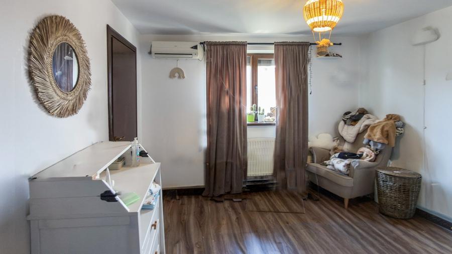 Casă individuală cu 6 camere cu Teren 400 Mp în Pantelimon