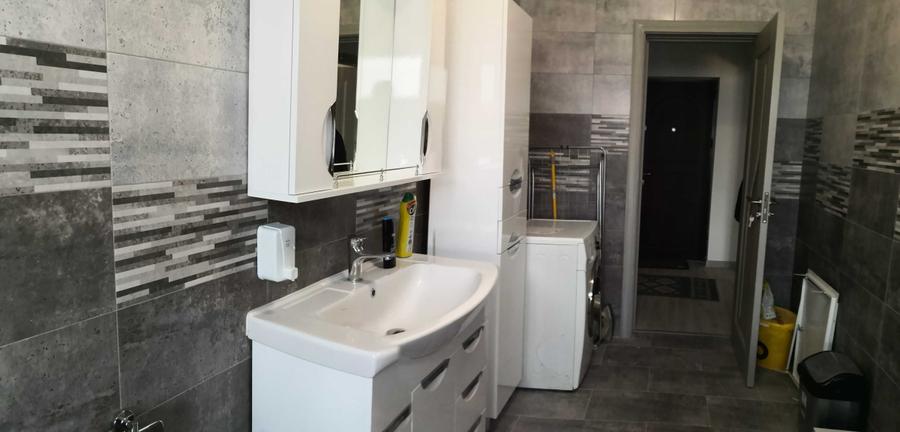 Apartament cu 2 camere decomandat în Sfântu Ilie