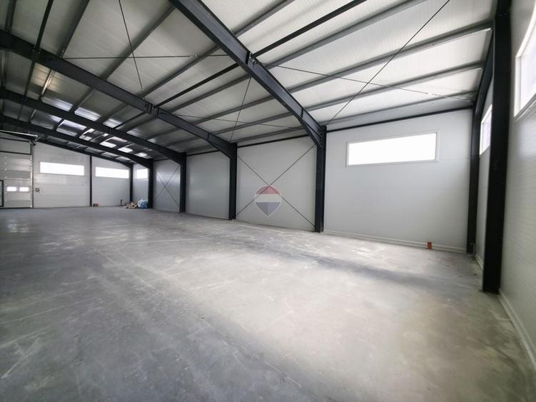 Spațiu industrial, de 570 mp, în Dărmănești