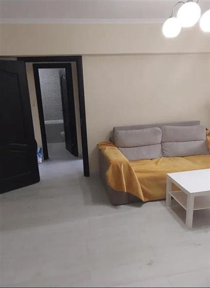Apartament cu 2 camere semidecomandat, mobilat în Berceni