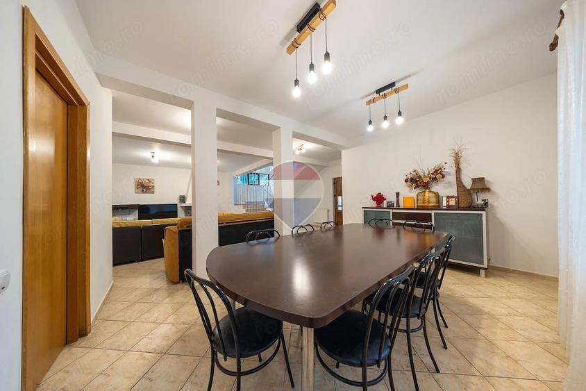 Casă cu 5 camere cu Teren 745 Mp în Cioplea