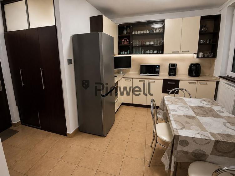 Apartament cu 3 camere decomandat, mobilat în Giurgiului