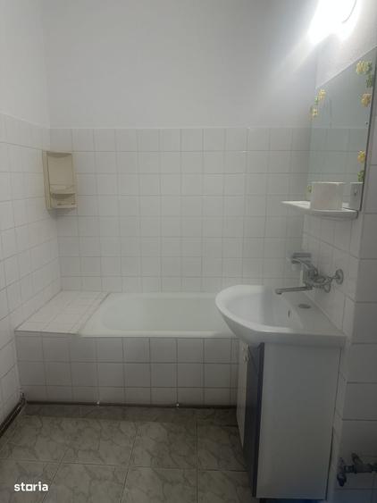Apartament cu 2 camere decomandat în Ultracentral