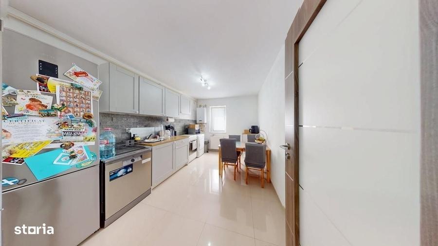 Apartament cu 3 camere decomandat în Șelimbăr — fotografia 3