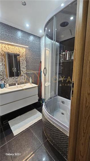 Apartament cu 4 camere decomandat, mobilat în Pipera