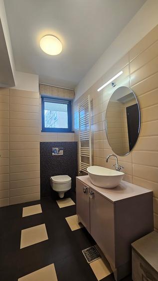 Duplex cu 3 camere cu Canalizare în Vatra Luminoasă