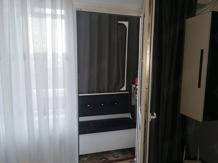Garsonieră decomandată în Exterior Vest