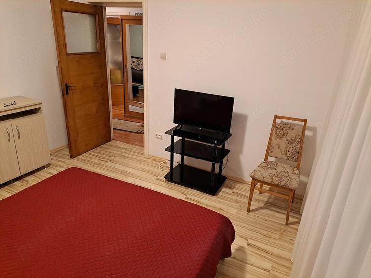Apartament cu 3 camere decomandat în Faleza Nord