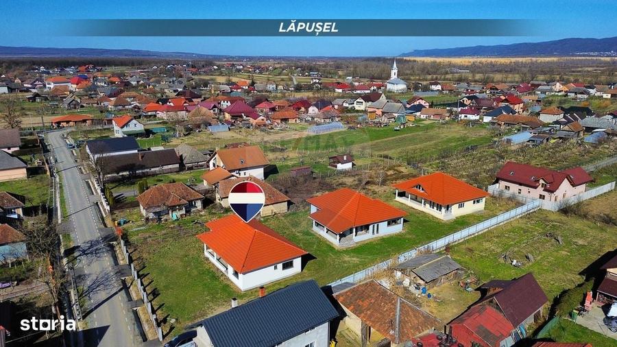 Casă cu 4 camere decomandat în Central