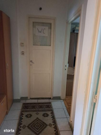 Apartament cu 3 camere decomandat în Carpați 2