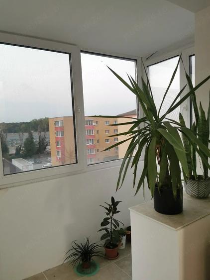 Apartament cu 2 camere semidecomandat în UMT