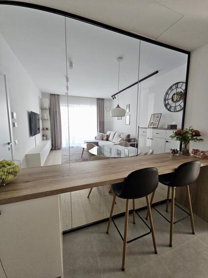 Apartament cu 2 camere decomandat, mobilat în Aviației