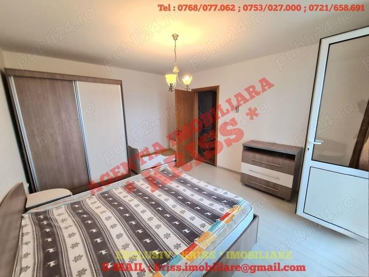 Apartament cu 3 camere decomandat în Craiovei