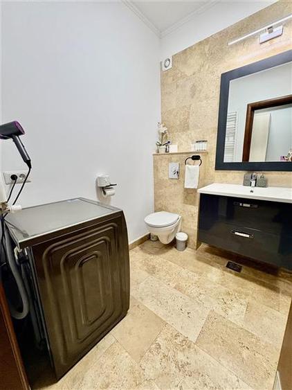 Apartament cu 2 camere decomandat, mobilat în Central