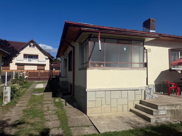 Casă cu 2 camere în Central