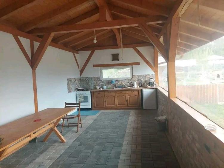 Casă cu 4 camere în Mohu